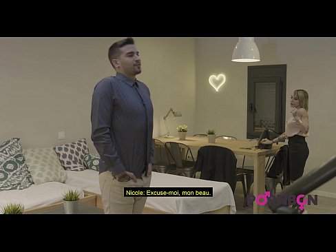 ❤️ PORNBCN 4K Uma mulher madura com mamas grandes quer ser um gigolô jovem fodido anal com um grande amortismo de broche de pinto duro estilo cão de foder, lambendo o orgasmo do cachorro legenda francesa ️ Pornuts em nós